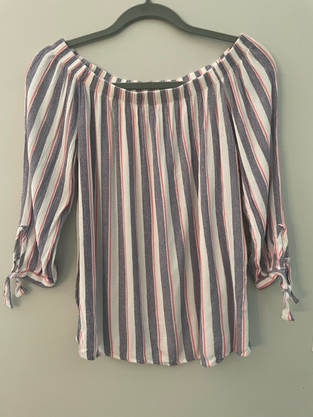 Striped Off-Shoulder Women’s Top in Navy, White & Pink size S